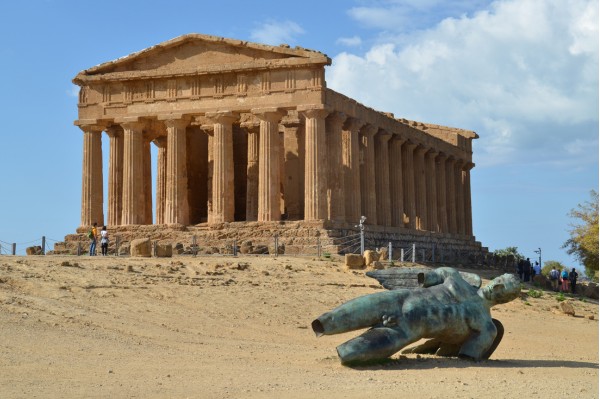 temple de la concorde paysage sicilien temple de la concorde sicile vue de face