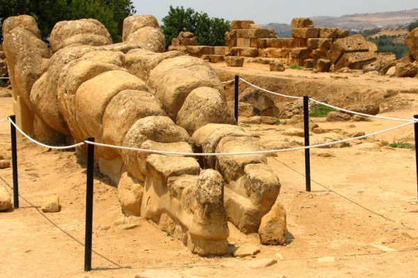 le colossal Télamon ruines impressionnantes sicile agrigente