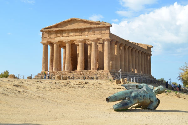 Temple agrigente et Scala dei Turchi Temple de la Concorde dans la Vallée des Temples à Agrigente