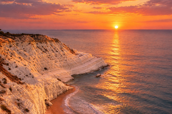 coucher de soleil en Sicile Balade au coucher du soleil à la Scala dei Turchi